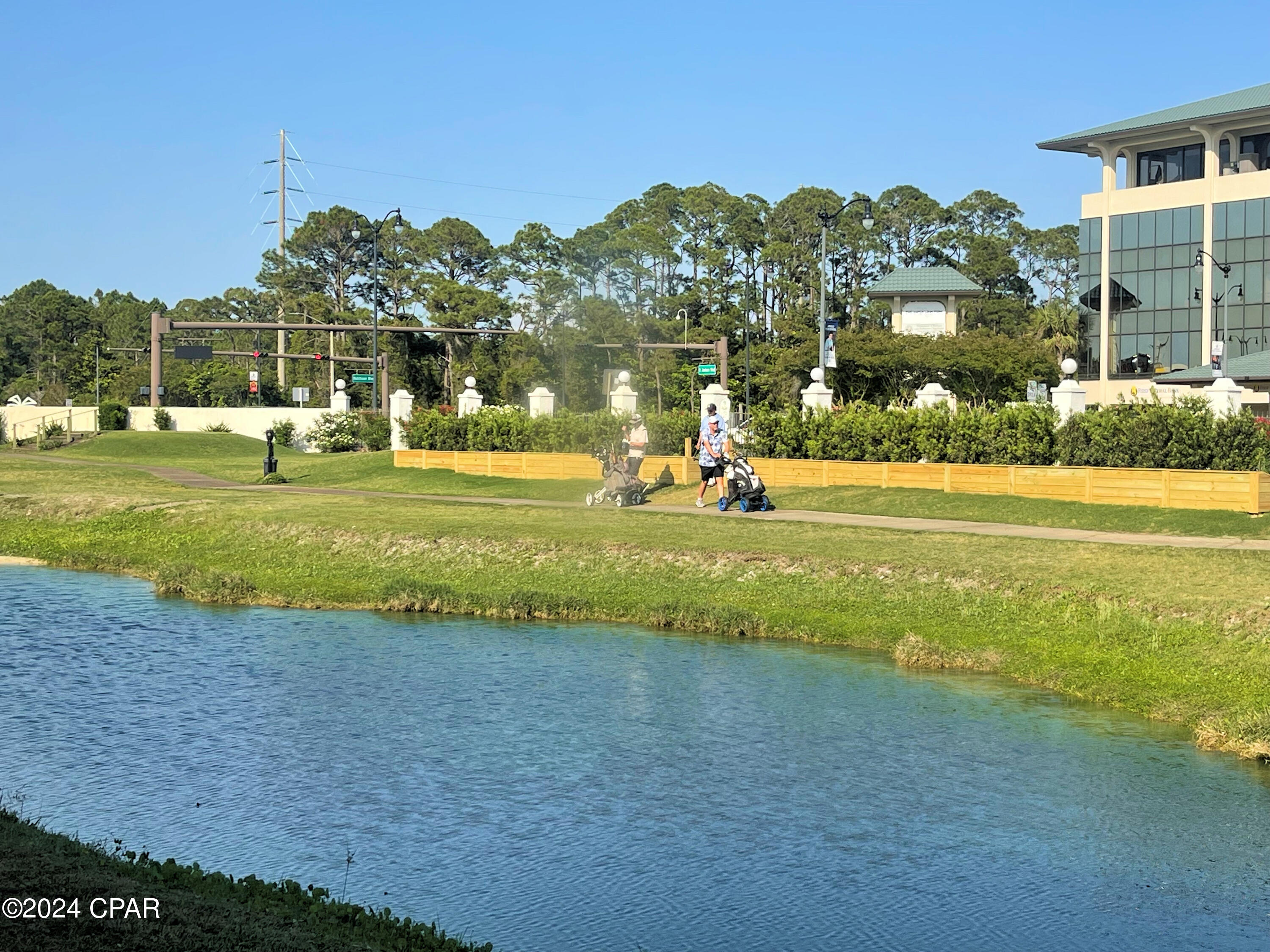 Edgewater Golf Villas 3A - Residential