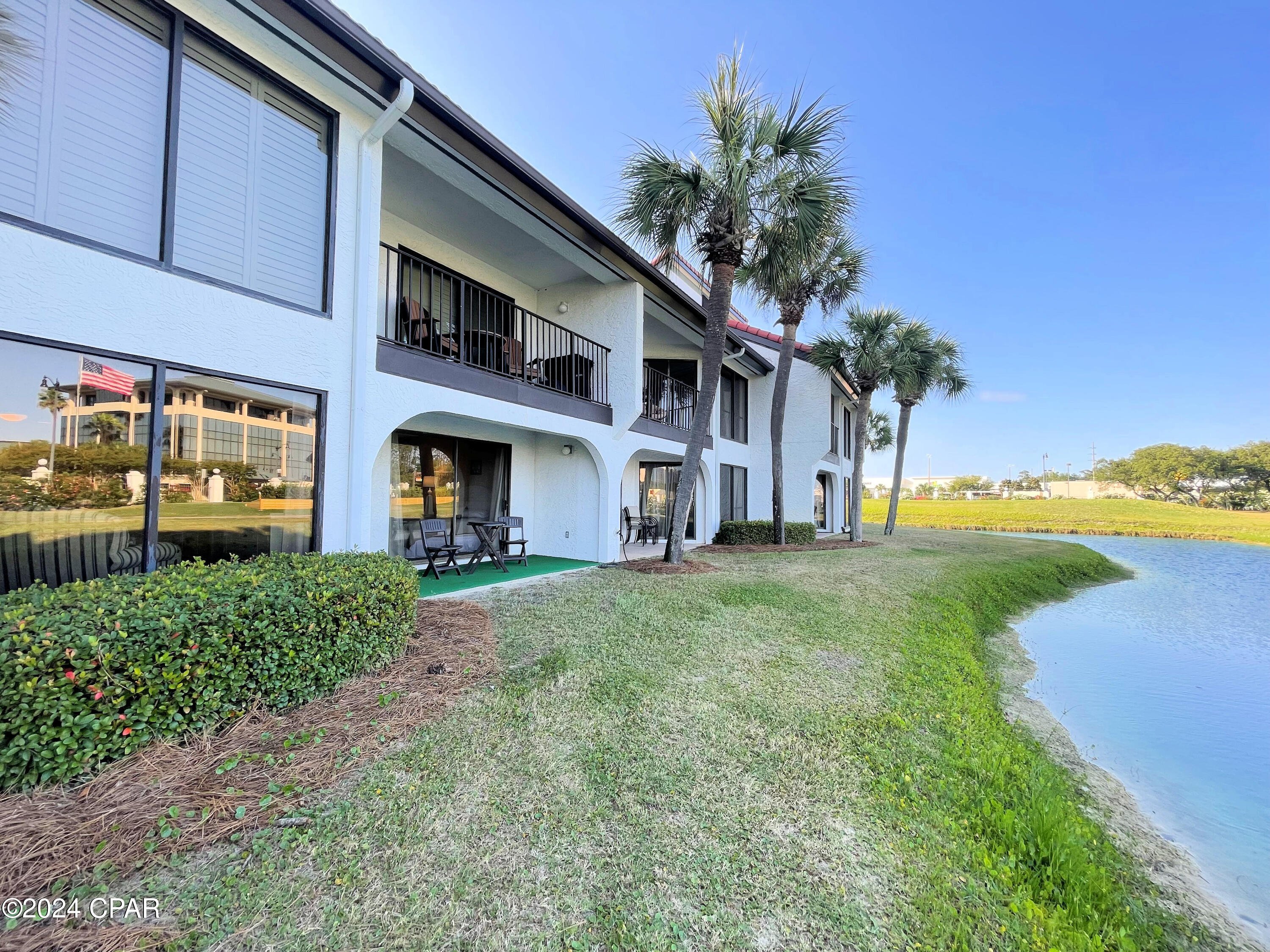Edgewater Golf Villas 3A - Residential