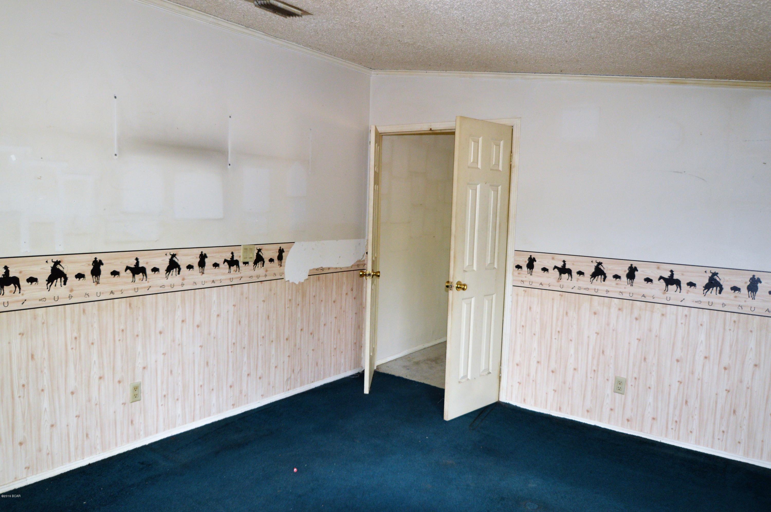 [No Recorded Subdiv] - Residential