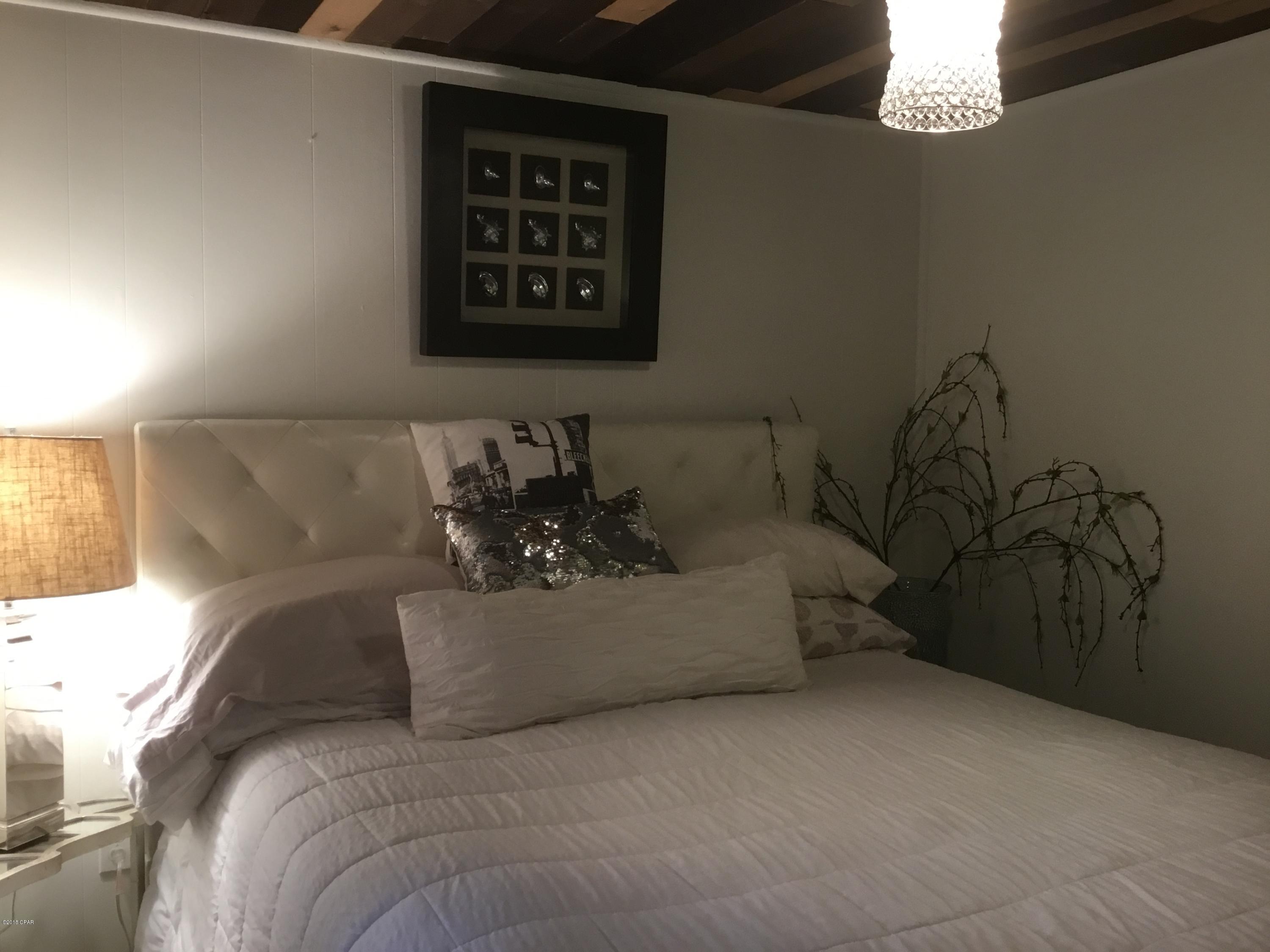 Laguna Beach 6th Add - Residential