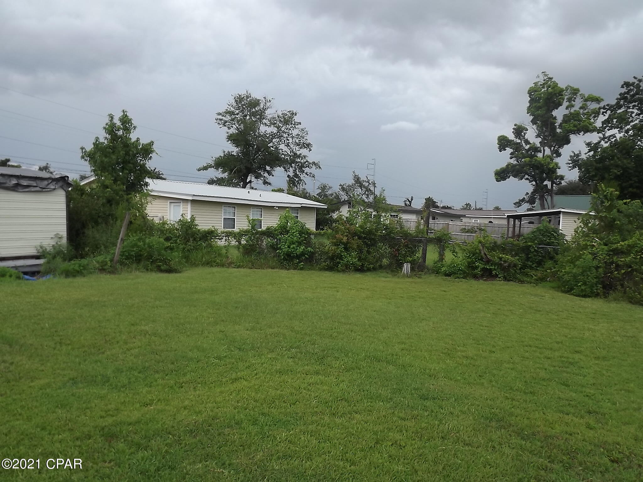 Hentz 1st Add Unit B - Residential