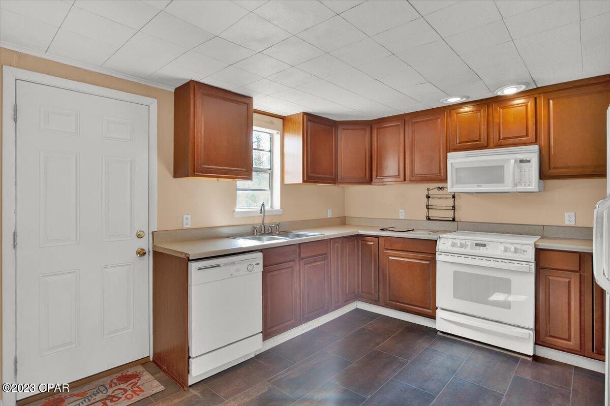 [No Recorded Subdiv] - Residential