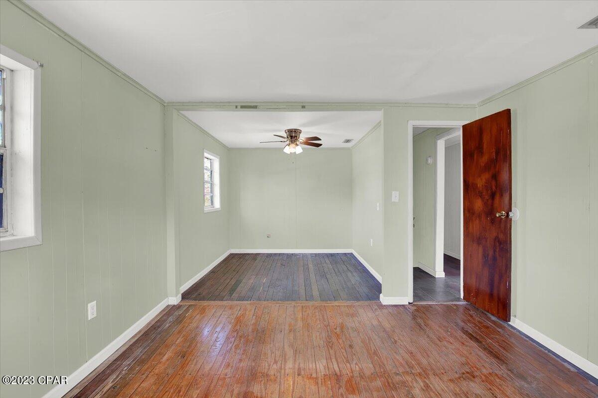 [No Recorded Subdiv] - Residential