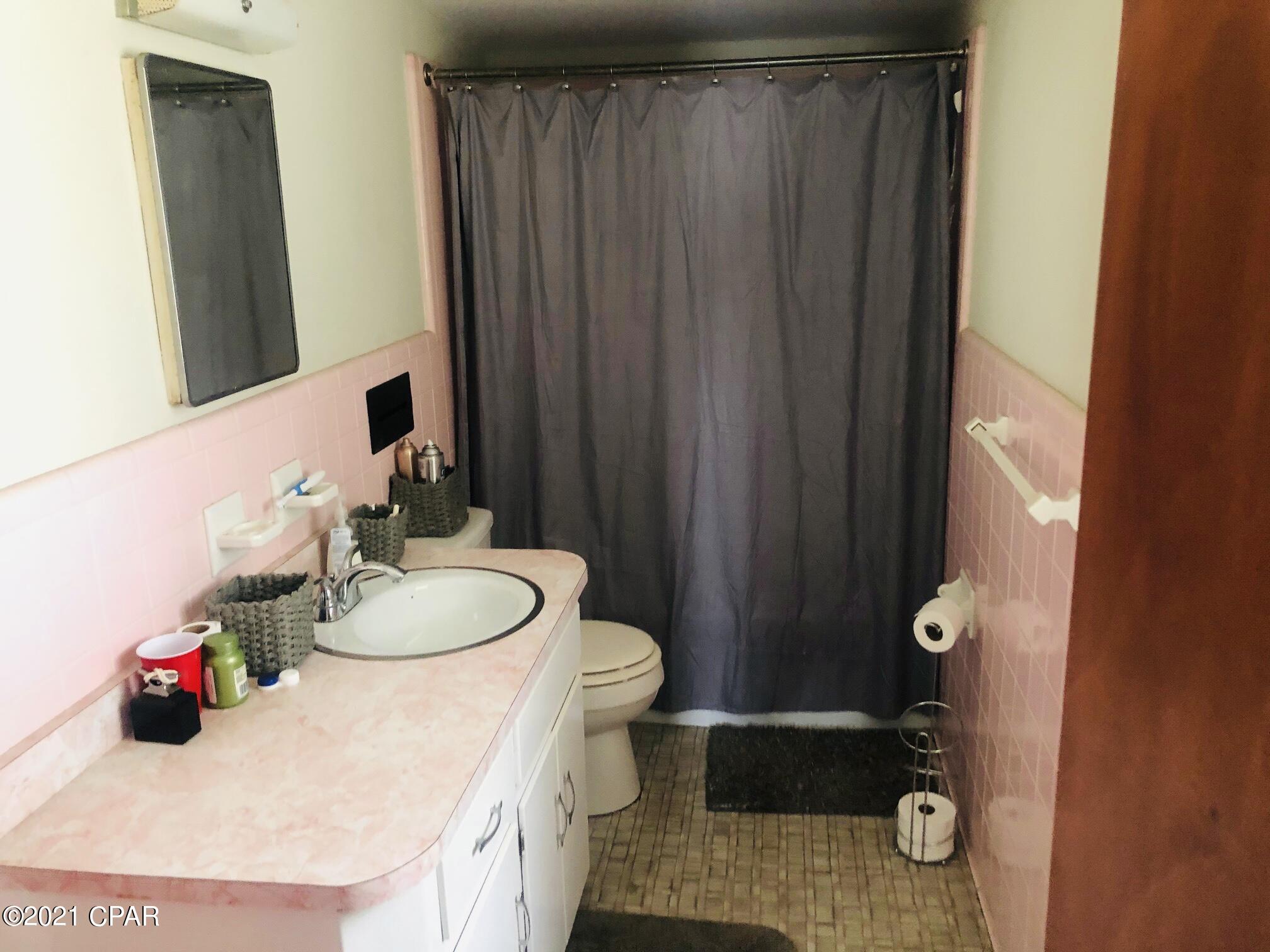 Woodlawn Unit 2 - Residential