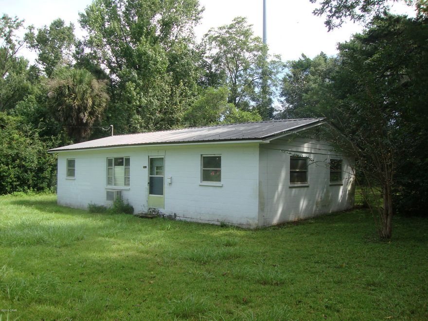 3 Bedroom 1.5 Bath Block Home on city lot in the town of Bonifay. Newer metal Roof. Has had lots of repairs but few still needed.  Great spot convenient to shopping, schools and churches. Check it out today! Owner financing with $5,000 down 8% interest with $600. per month payments.