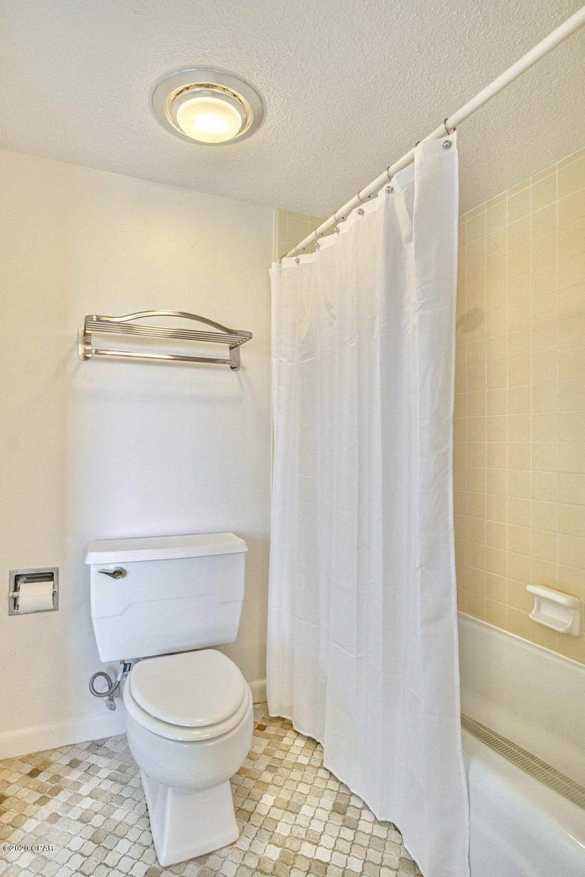 Colony Club - Residential