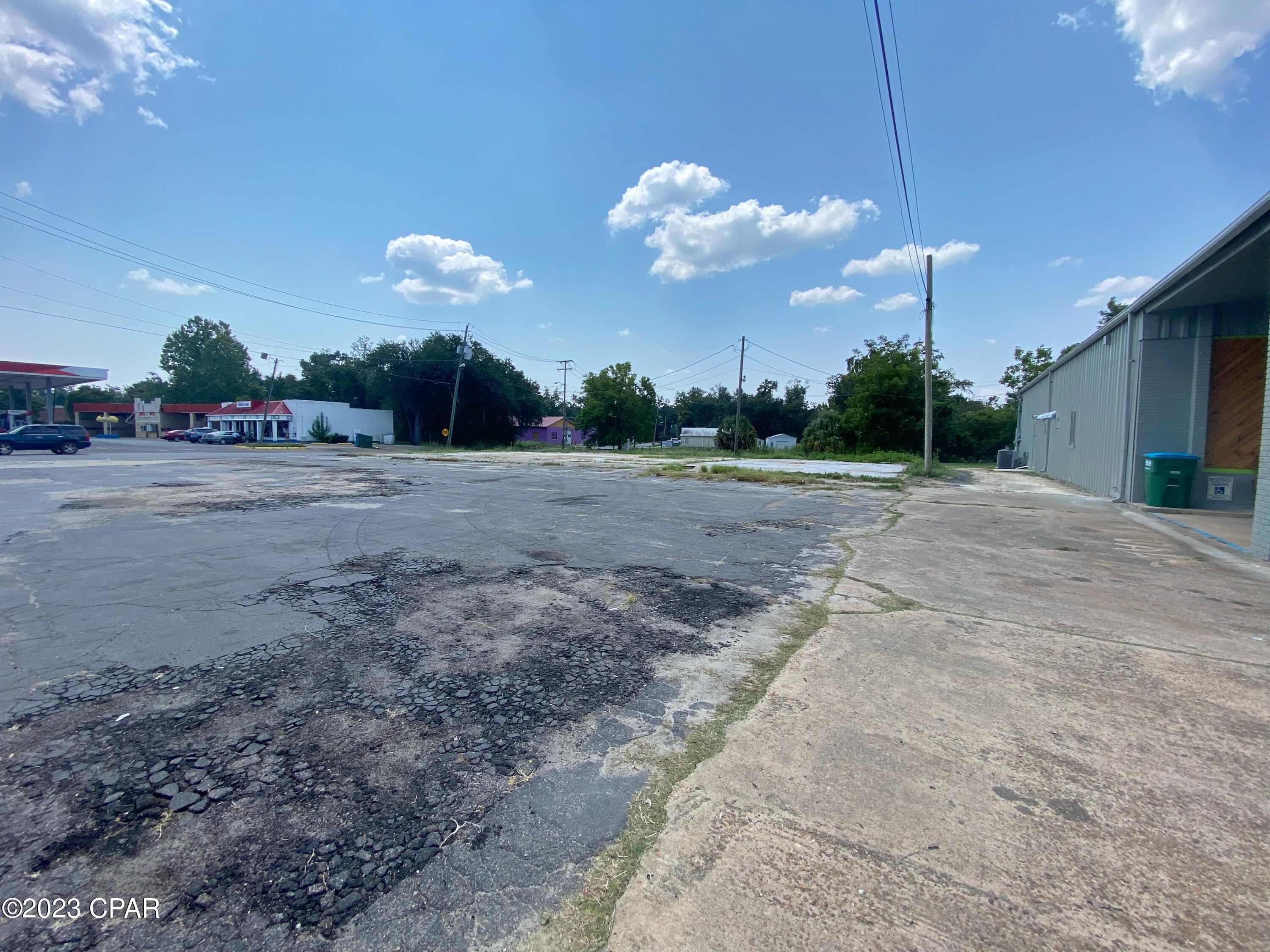 [No Recorded Subdiv] - Commercial Sale