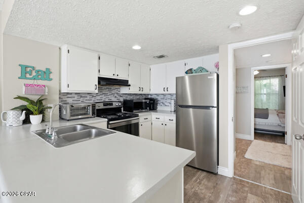 Hidden Lagoon - Residential