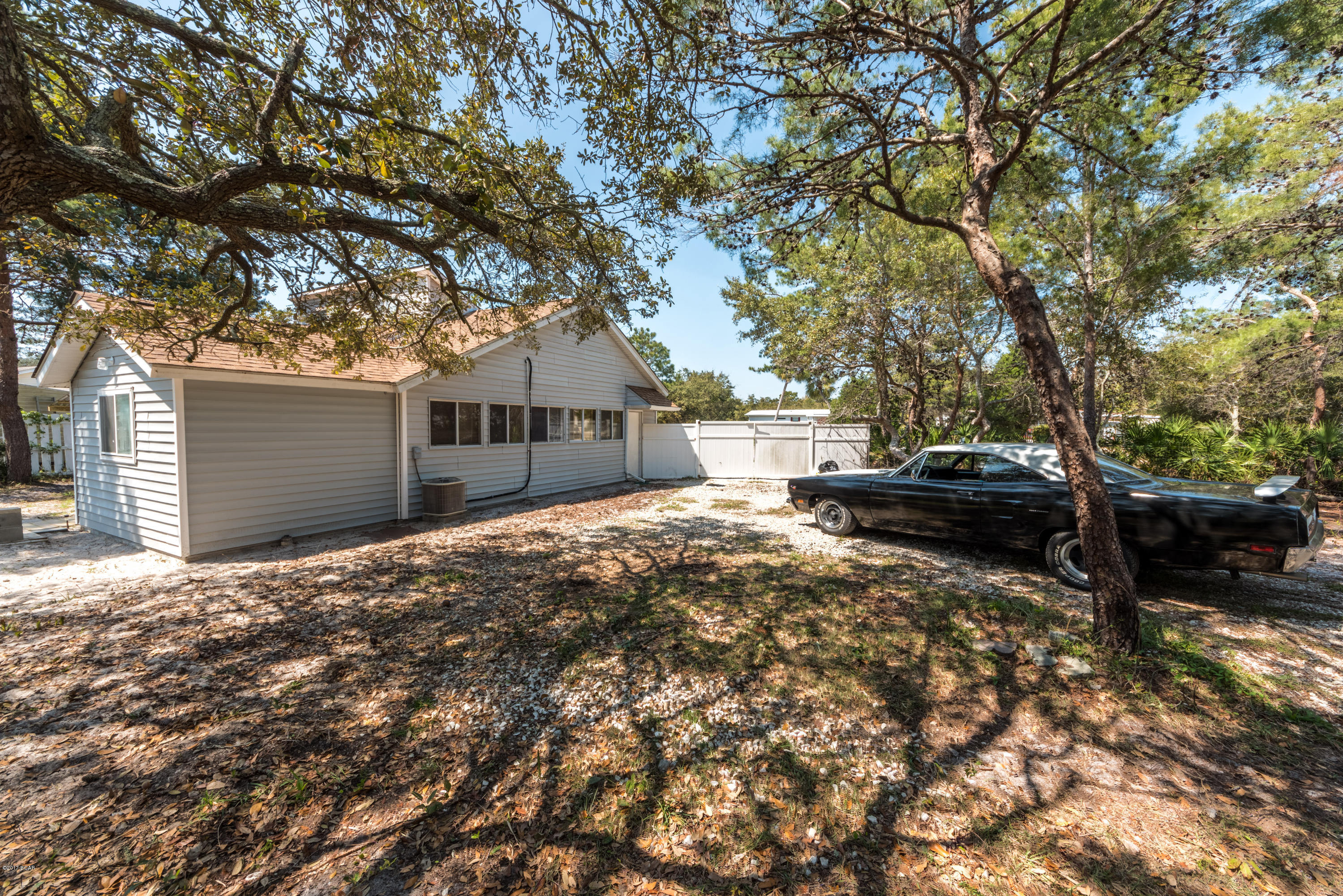 North Lagoon Oaks - Residential