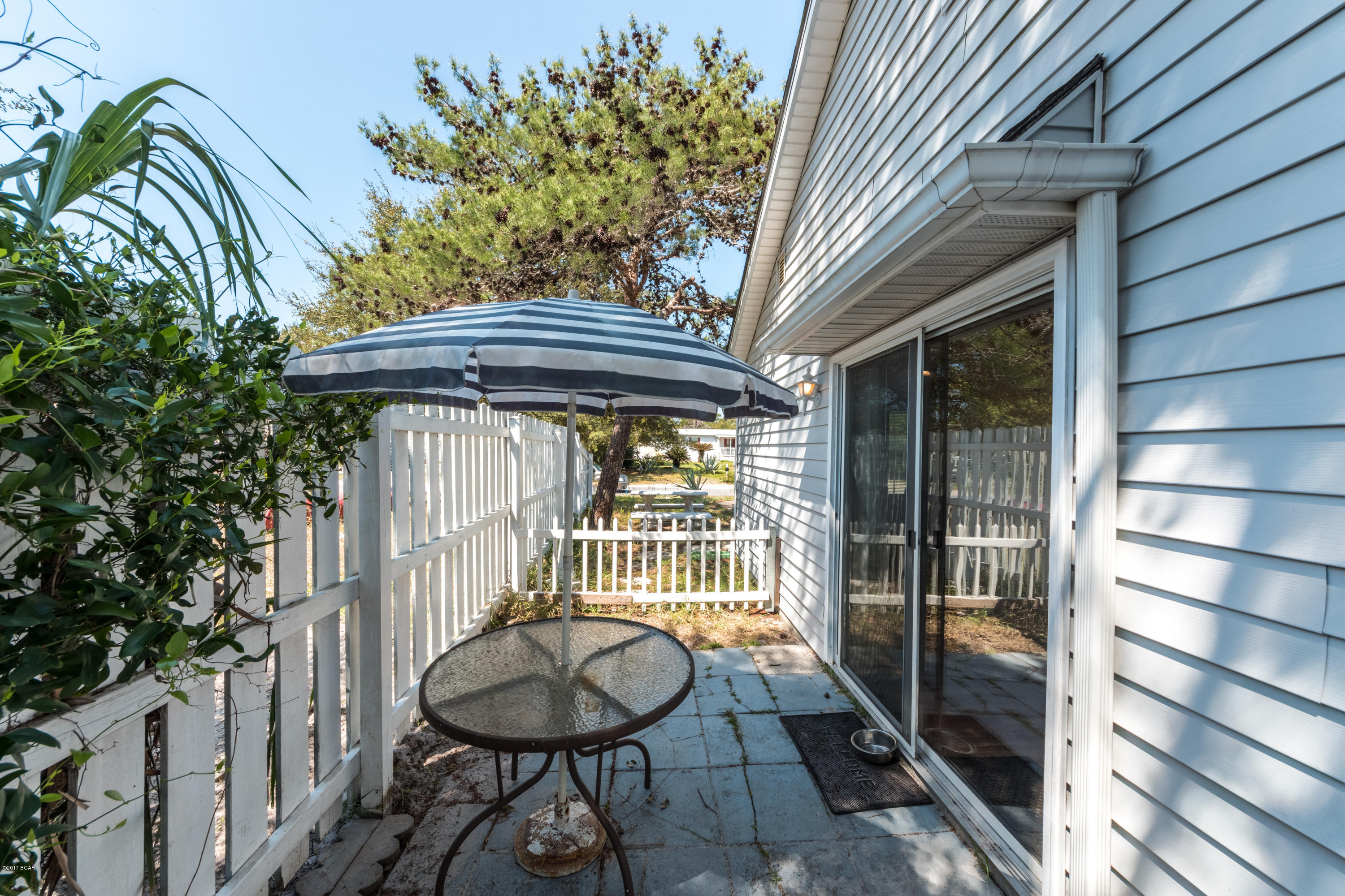 North Lagoon Oaks - Residential