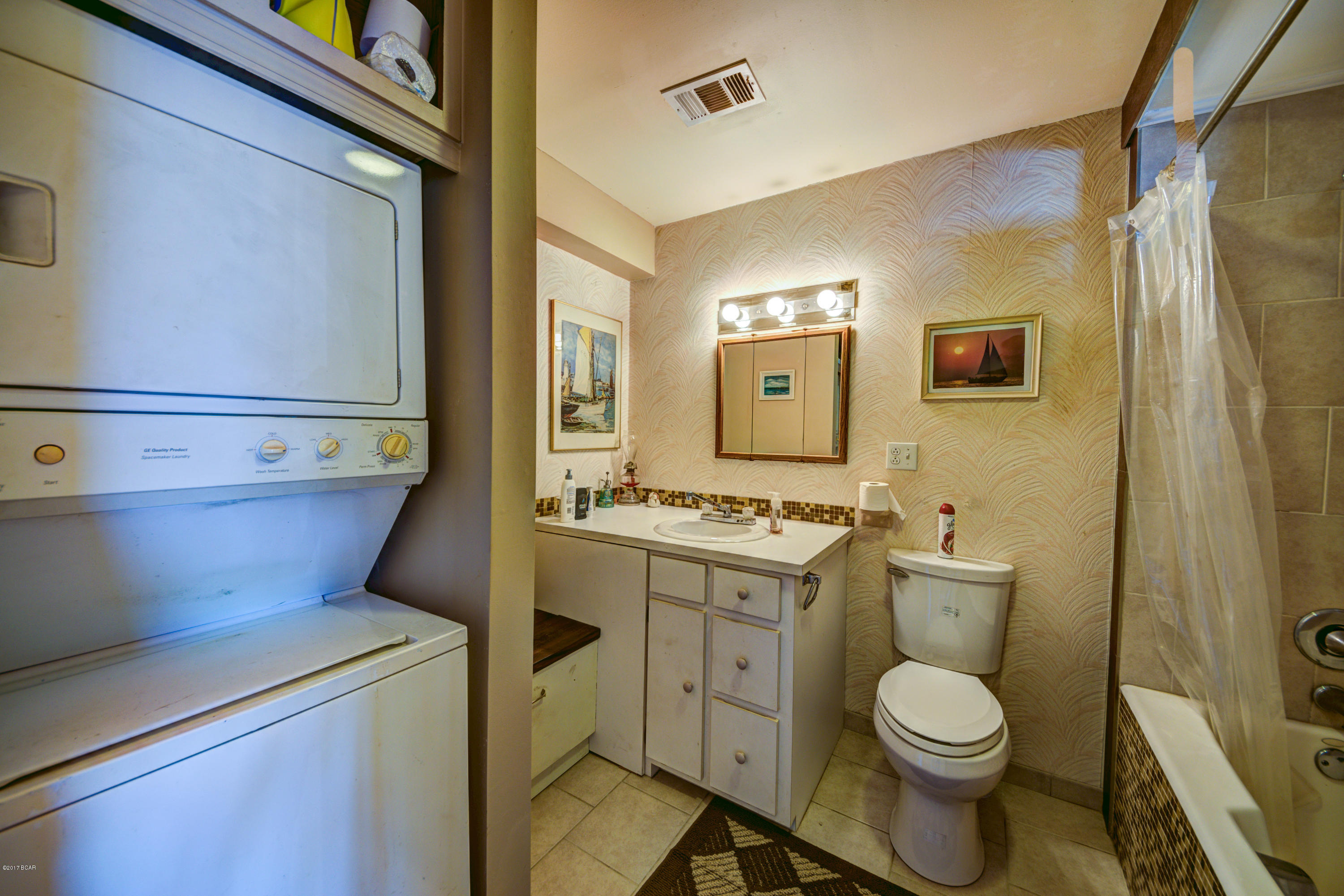 North Lagoon Oaks - Residential