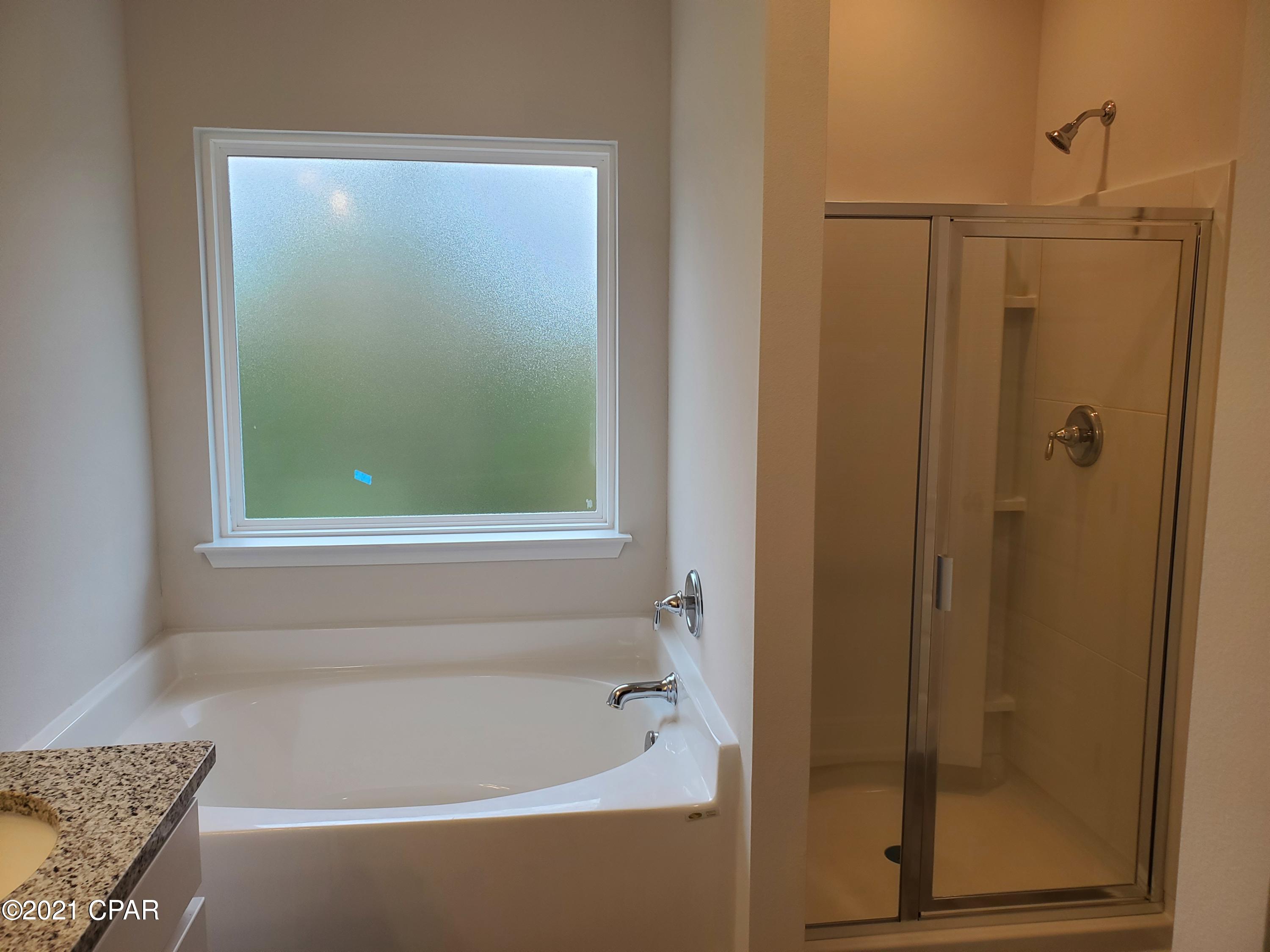 Emerald Cove Villas - Residential