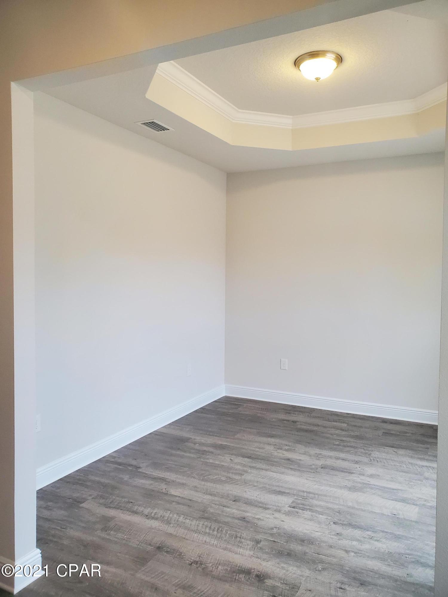 Emerald Cove Villas - Residential