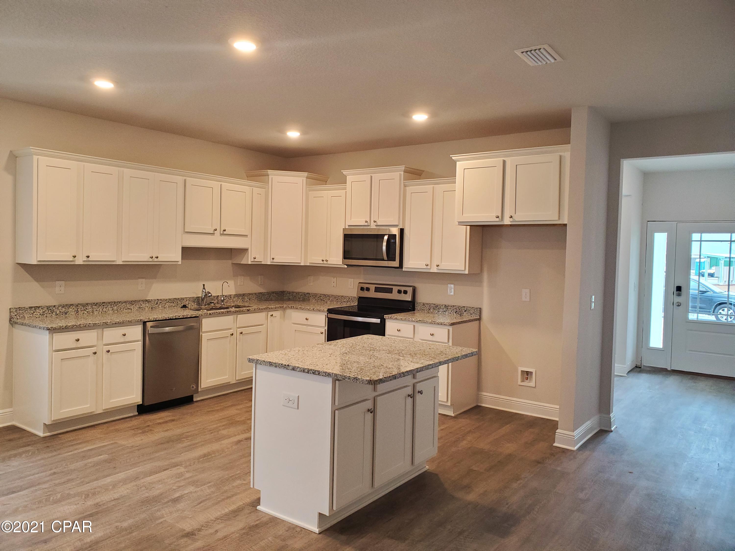 Emerald Cove Villas - Residential