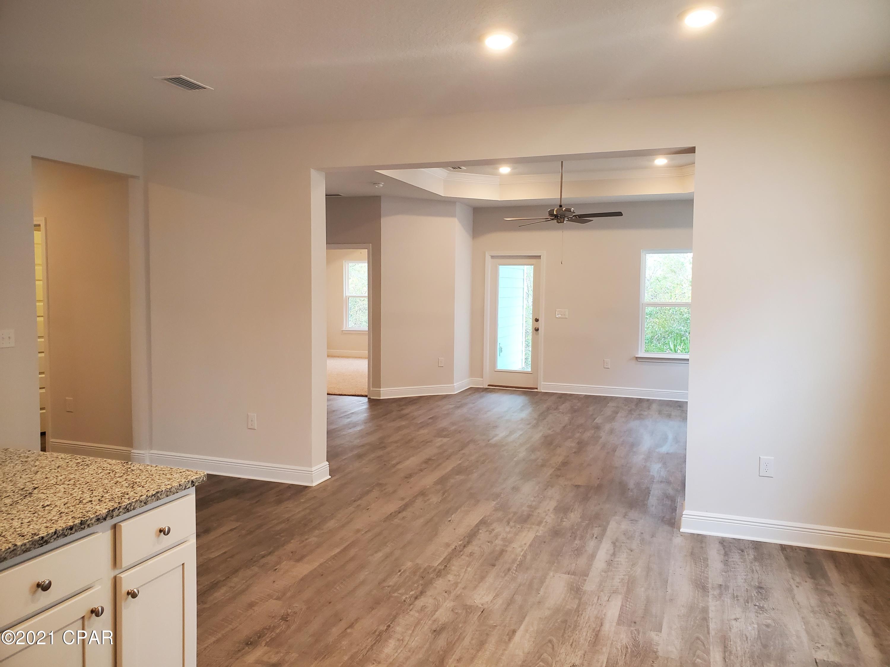 Emerald Cove Villas - Residential