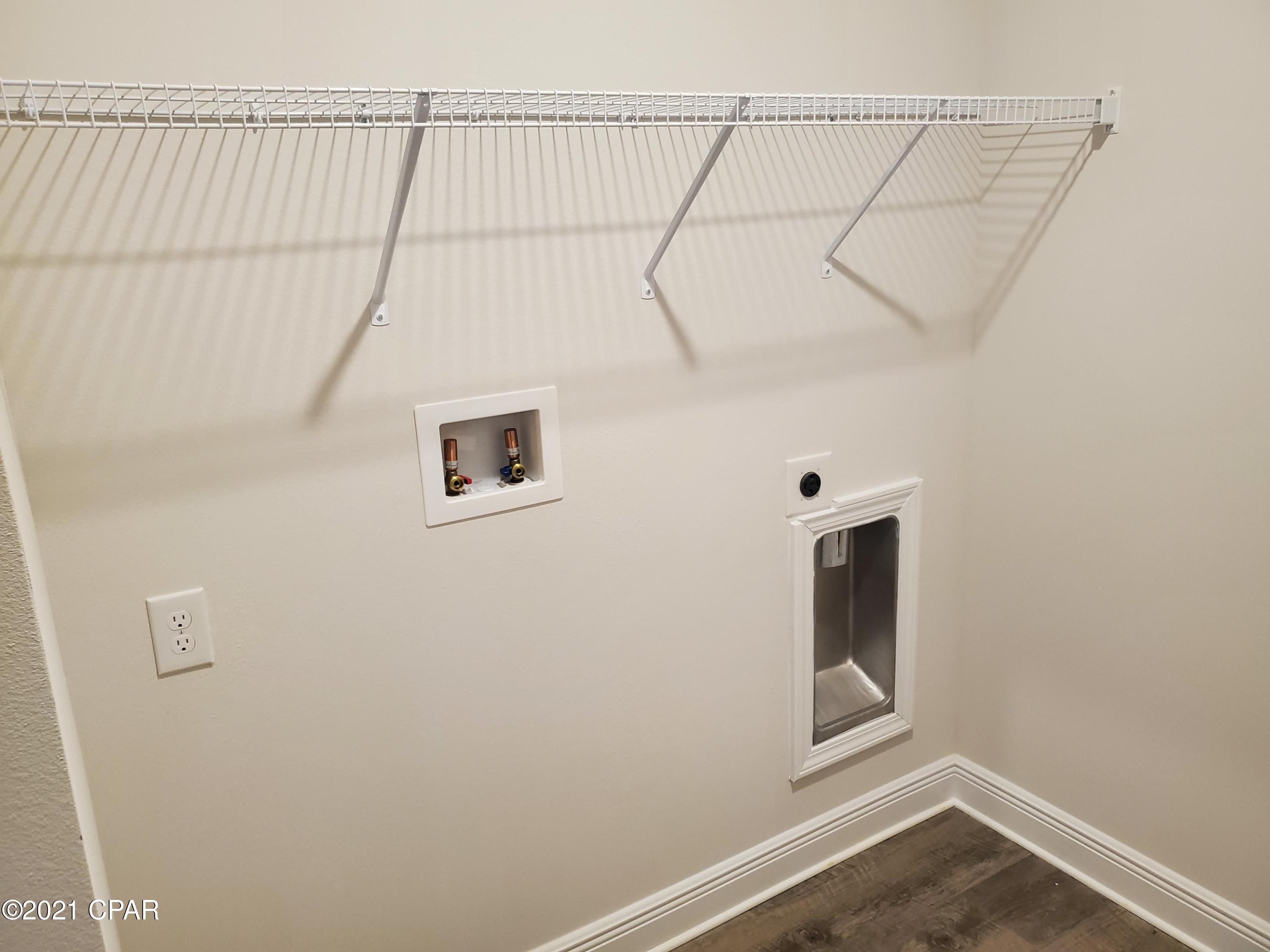 Emerald Cove Villas - Residential