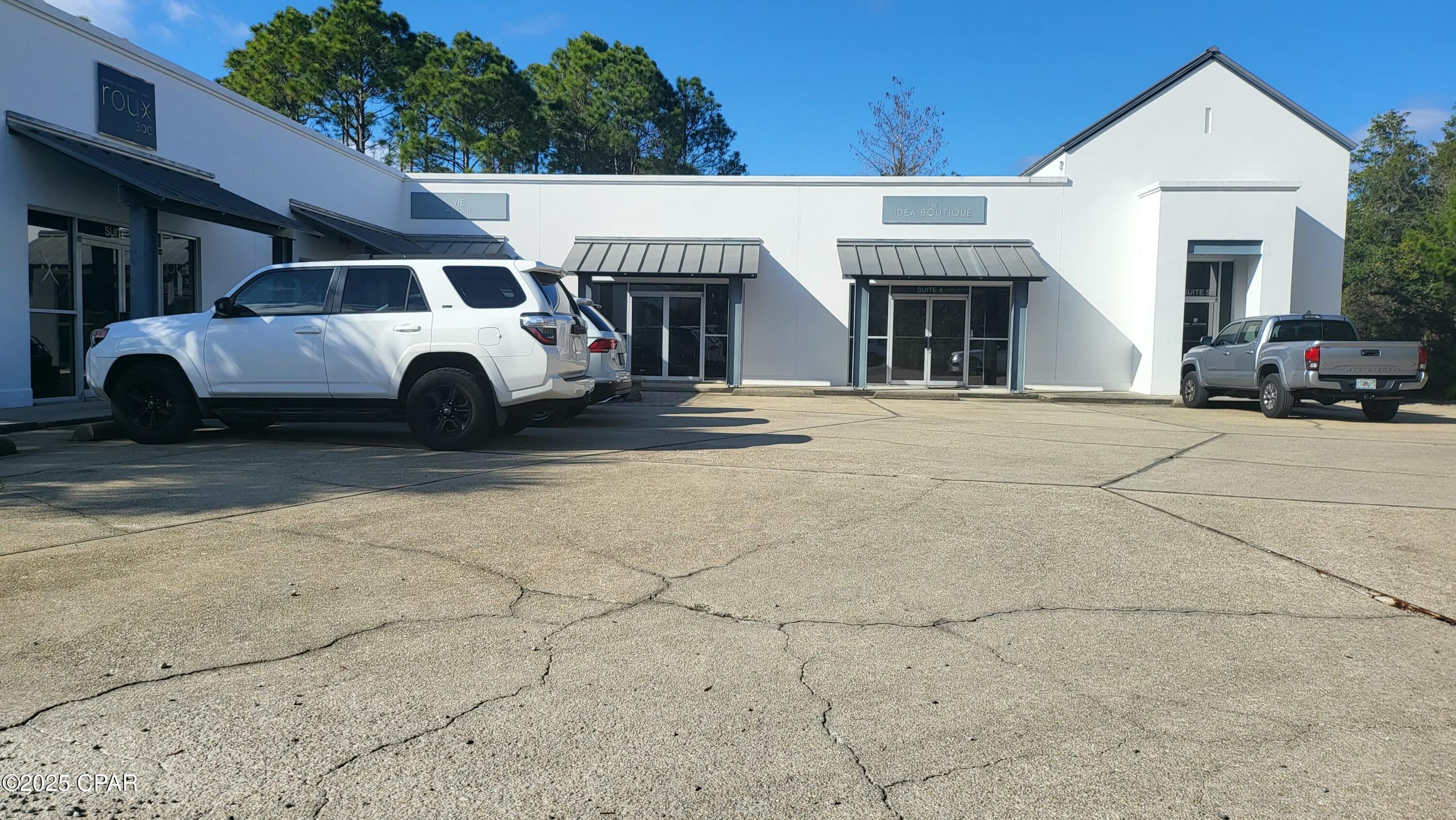 [No Recorded Subdiv] - Commercial Sale