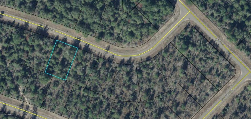 Great lot in Sunny Hills. Sunny Hills has an 18 hole golf course, lakes for fishing and swimming, also within 30 mins to NW FL Beaches Int'l Airport,  Panama City and PC Beach.