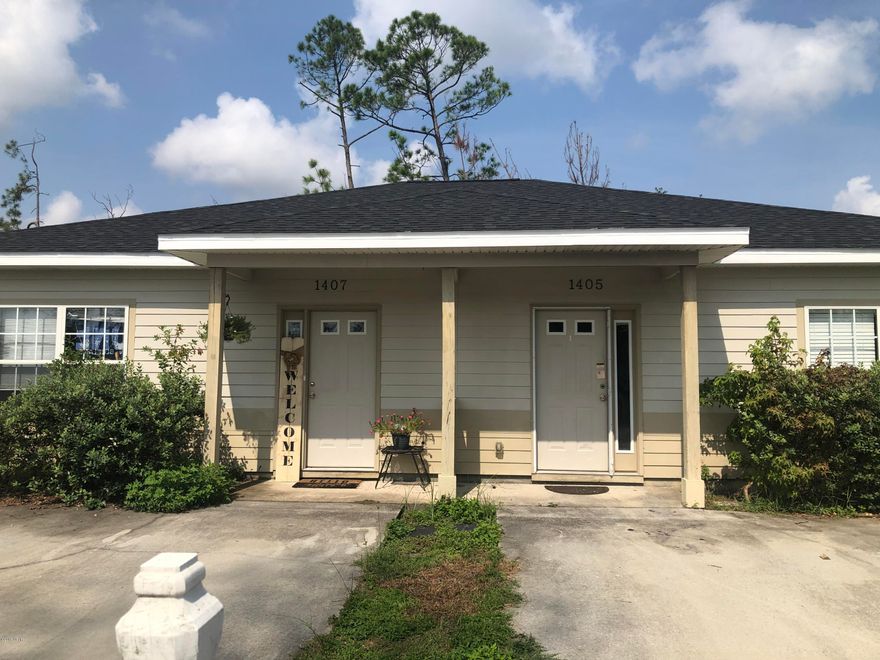 CURRENTLY UNDER CONTRACT, SELLER ACCEPTING BACKUP OFFERS' Duplex in very good condition. 1405 and 1407 E. 14th St. in Lynn Haven.  1407 is leased until Fall of 2020, and 1405 is available to show, tenant recently vacated, newly painted, and most all flooring removed.  Seller providing allowance for flooring and/or any minor repairs in the amount of $3,000.  2/2 on each side.  Call for an appointment today.