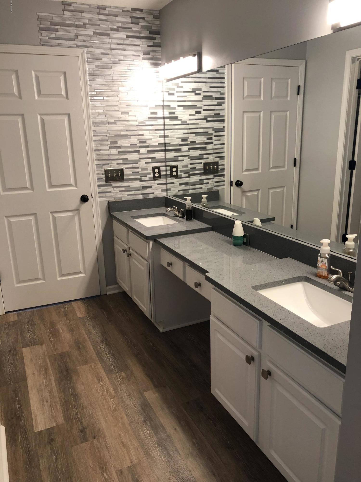 Palm Cove - Residential Lease