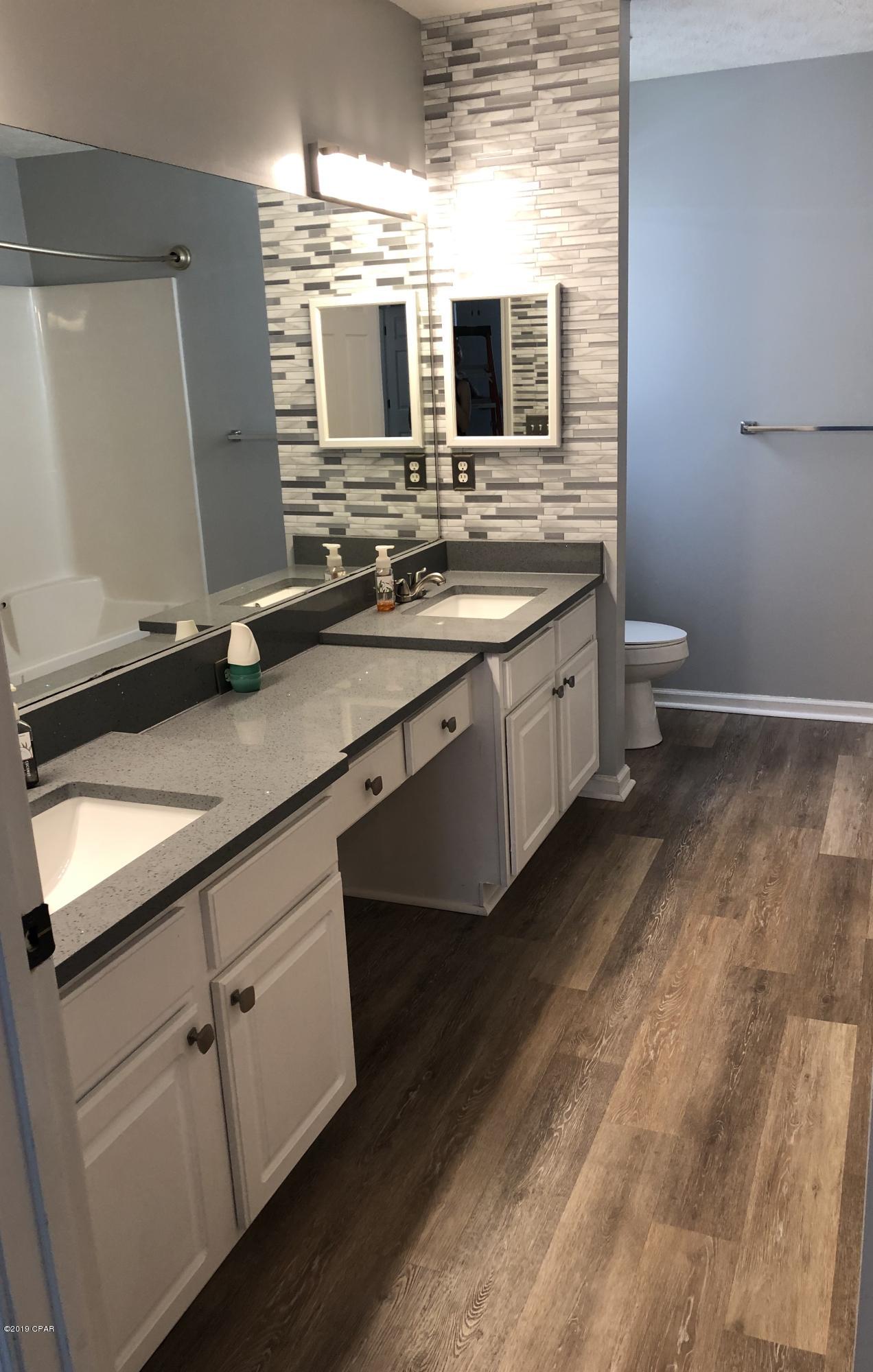 Palm Cove - Residential Lease