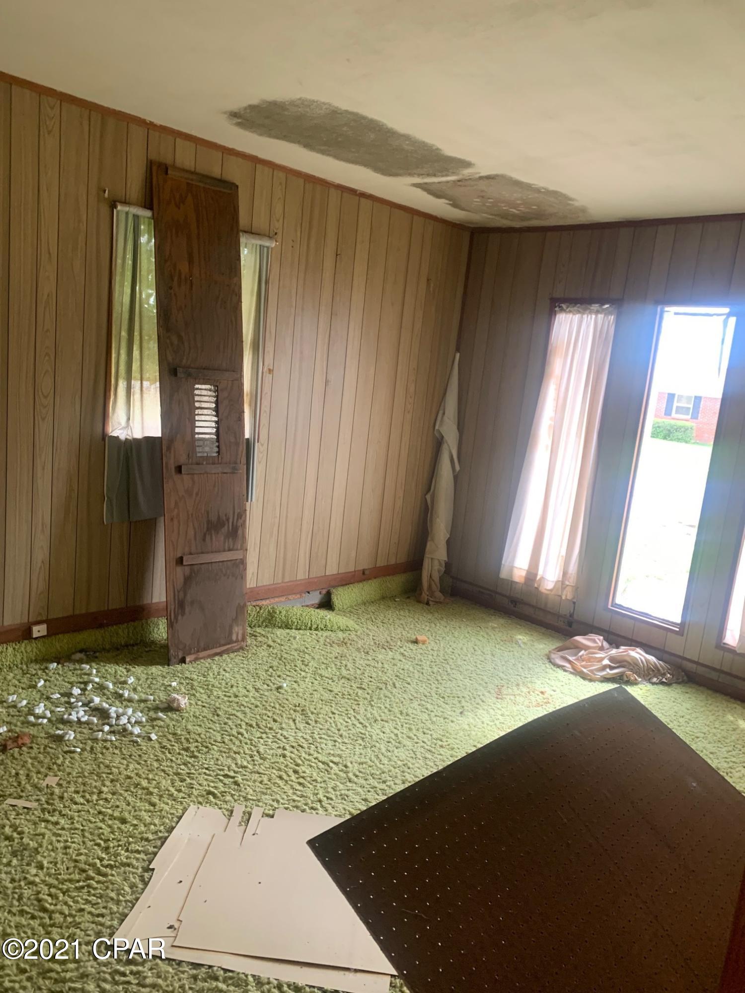 Lannie Rowe Lake Estates U-8 - Residential