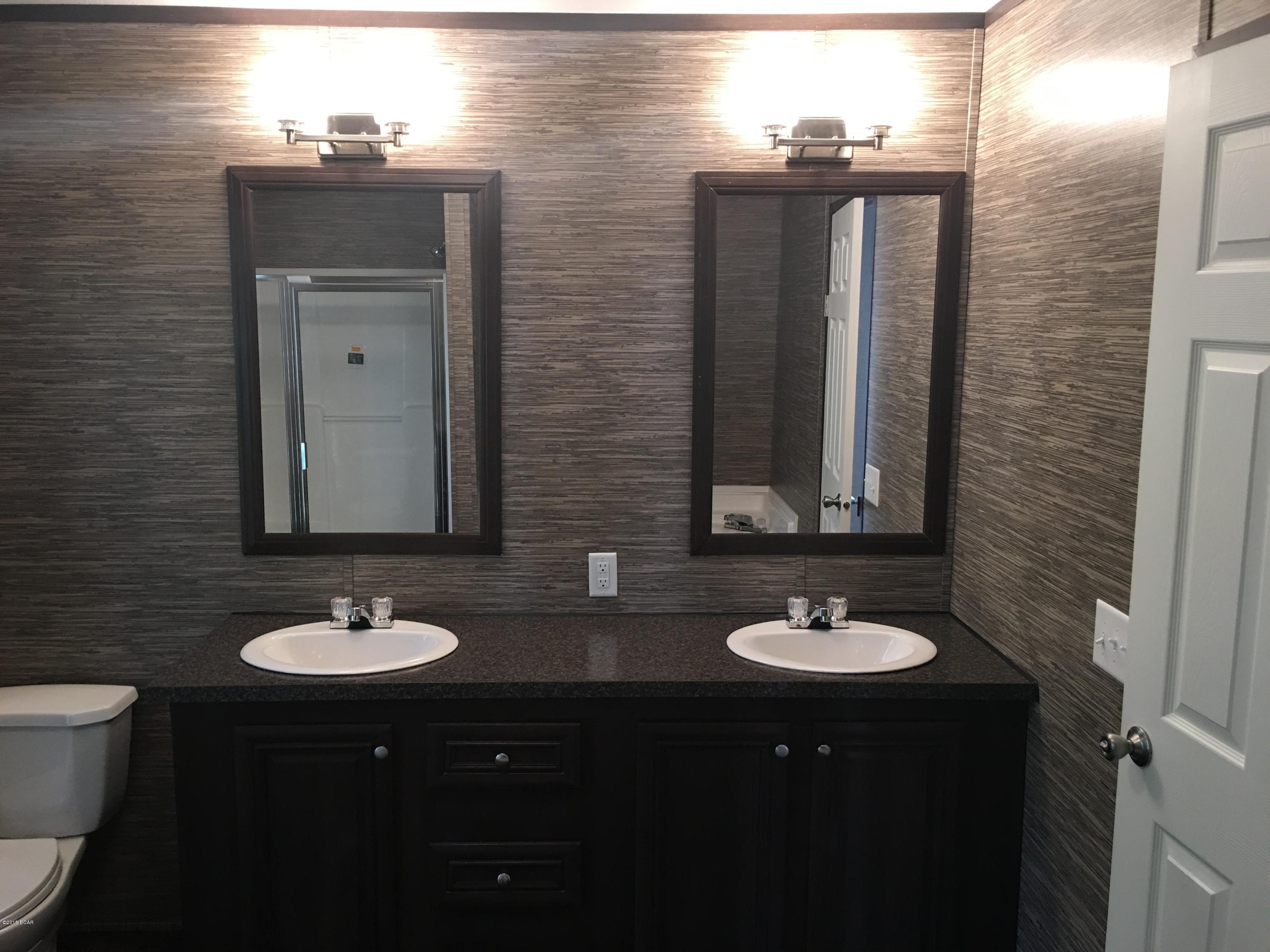 Creek Hollow Estates Unit 3 - Residential