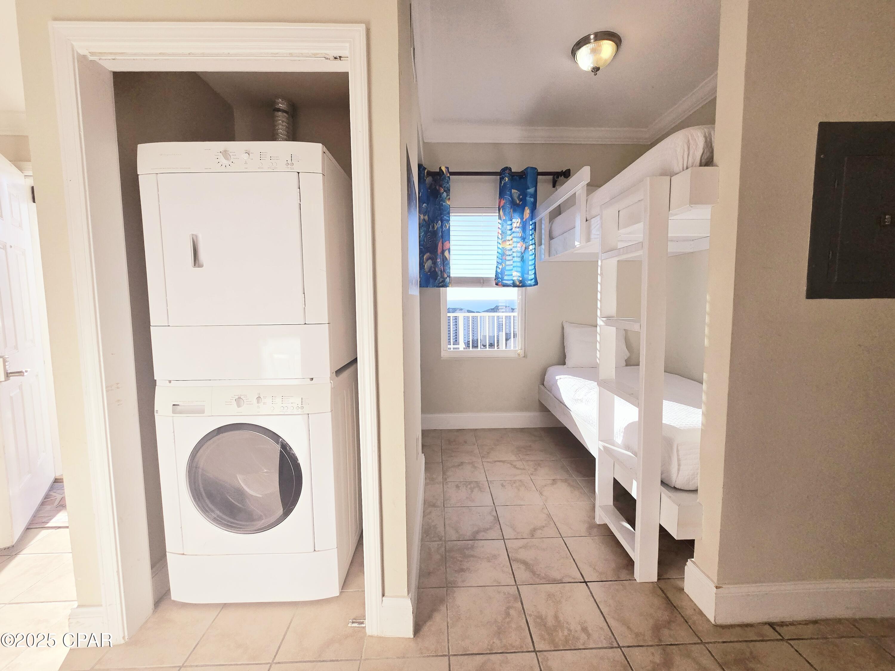 Laketown Wharf - Residential Lease