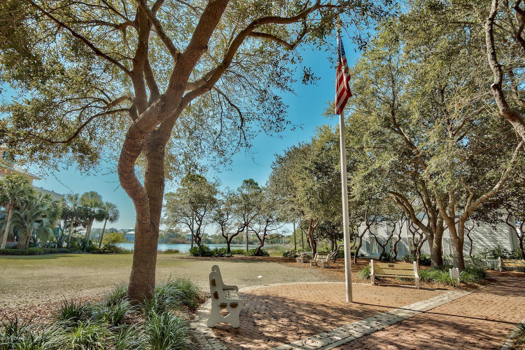 Carillon Beach Inn - Residential