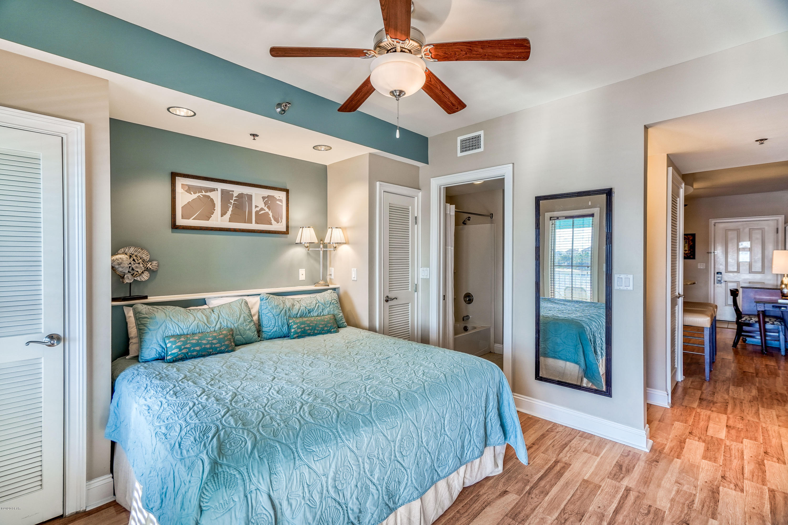 Carillon Beach Inn - Residential