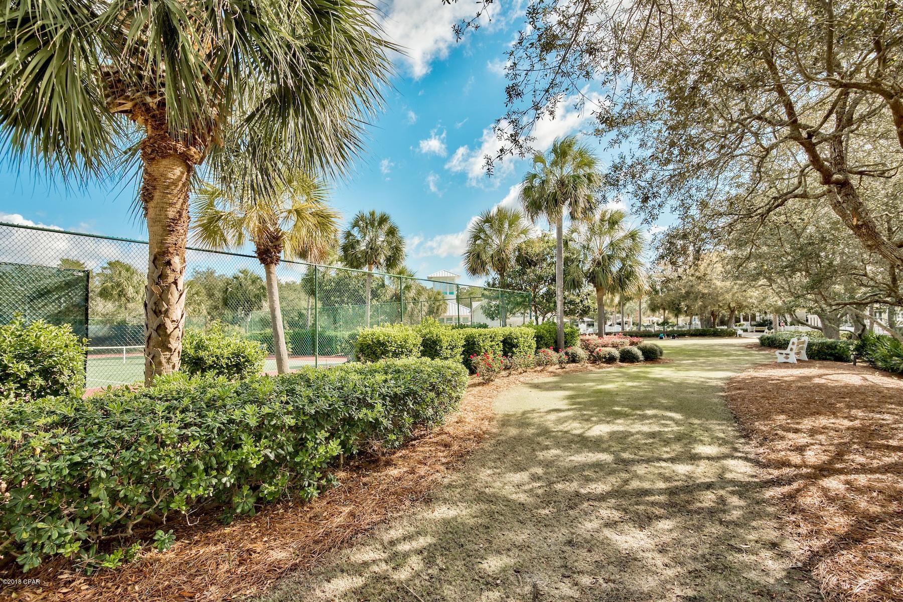 Carillon Beach Inn - Residential