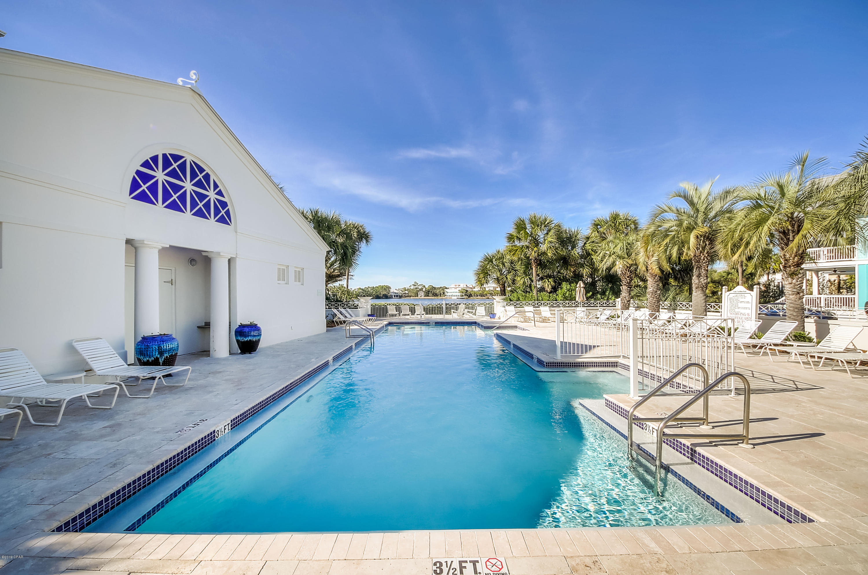 Carillon Beach Inn - Residential