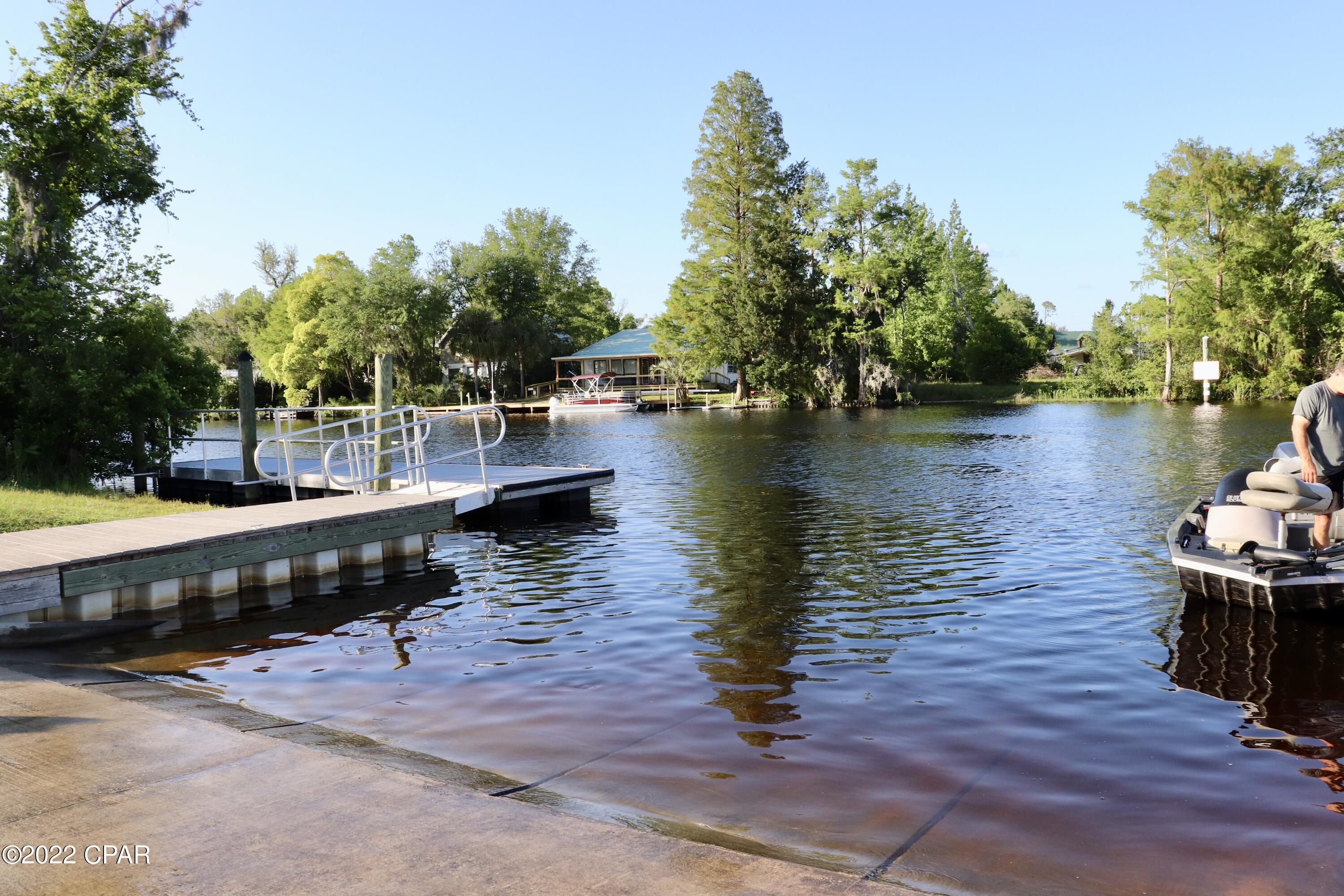 Lake Forest Estates - Residential