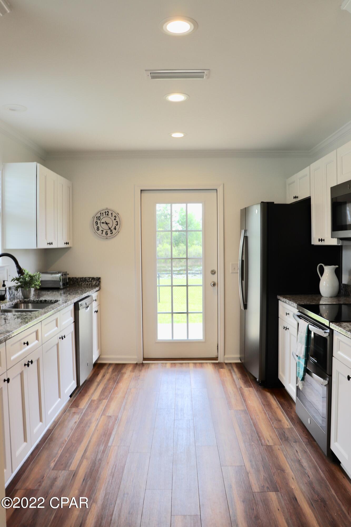 Lake Forest Estates - Residential