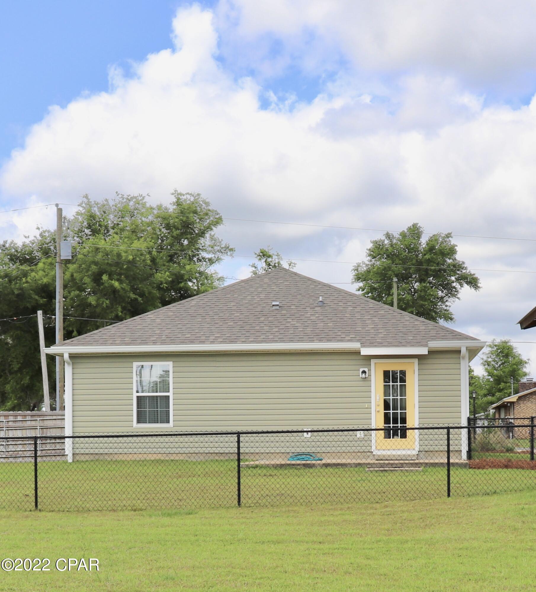 Lake Forest Estates - Residential