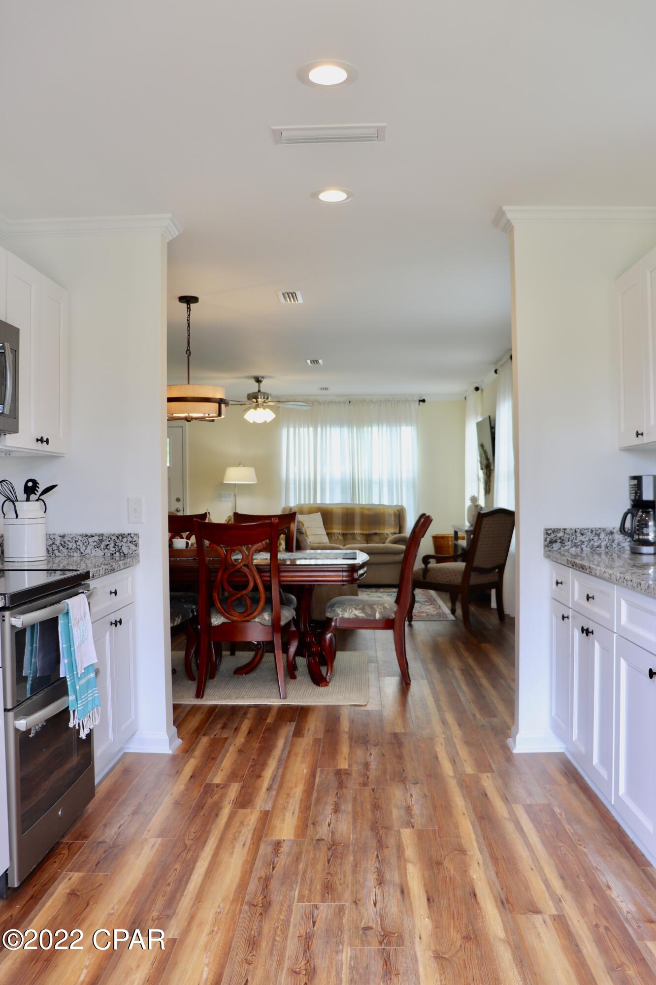 Lake Forest Estates - Residential