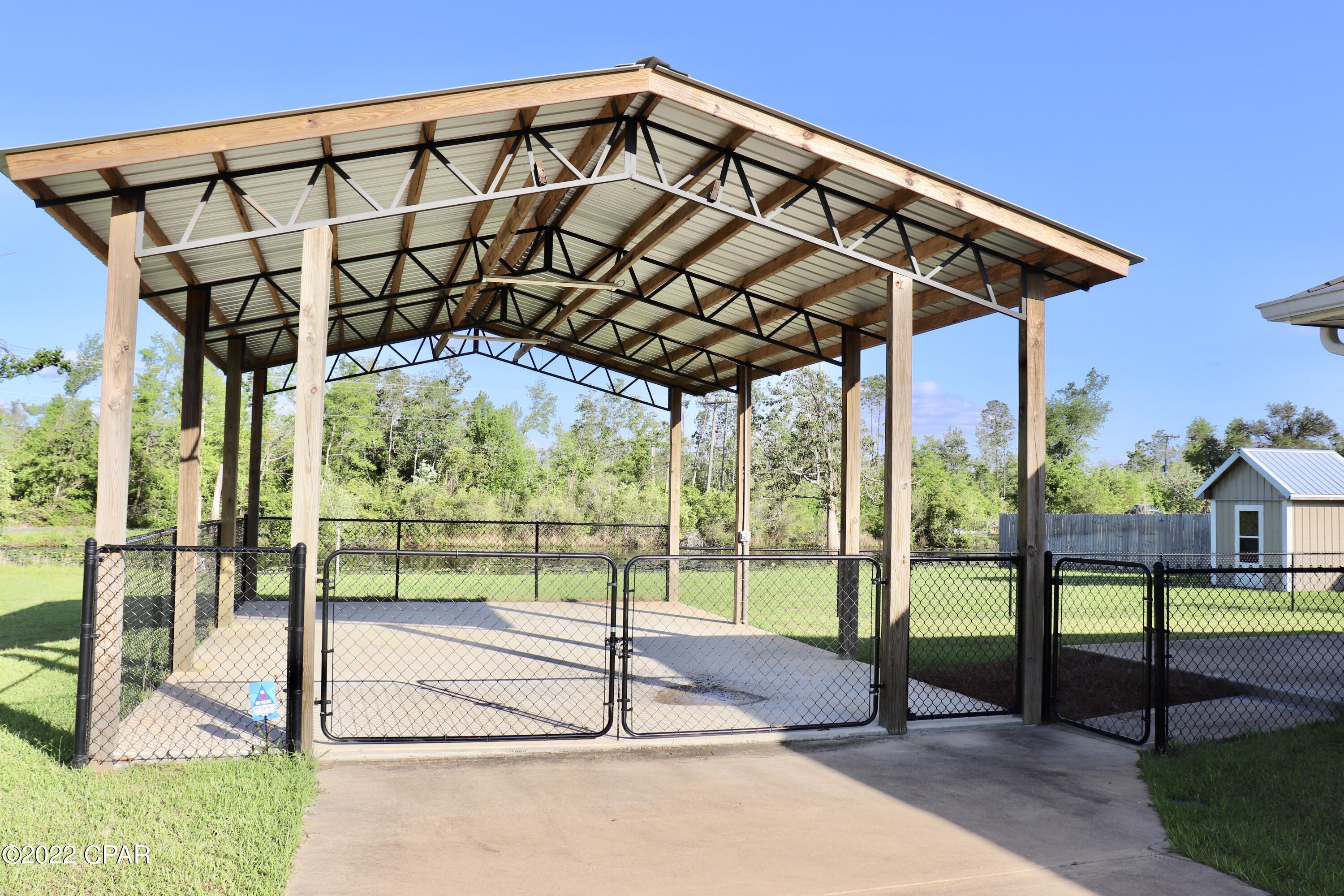 Lake Forest Estates - Residential