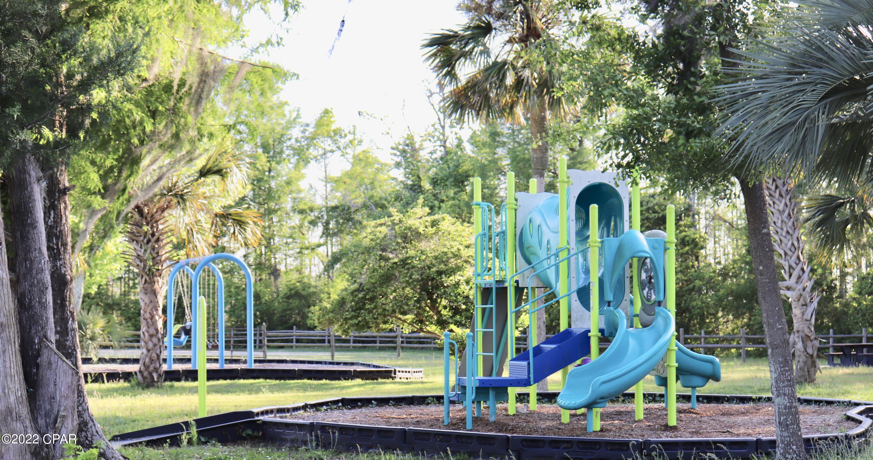 Lake Forest Estates - Residential