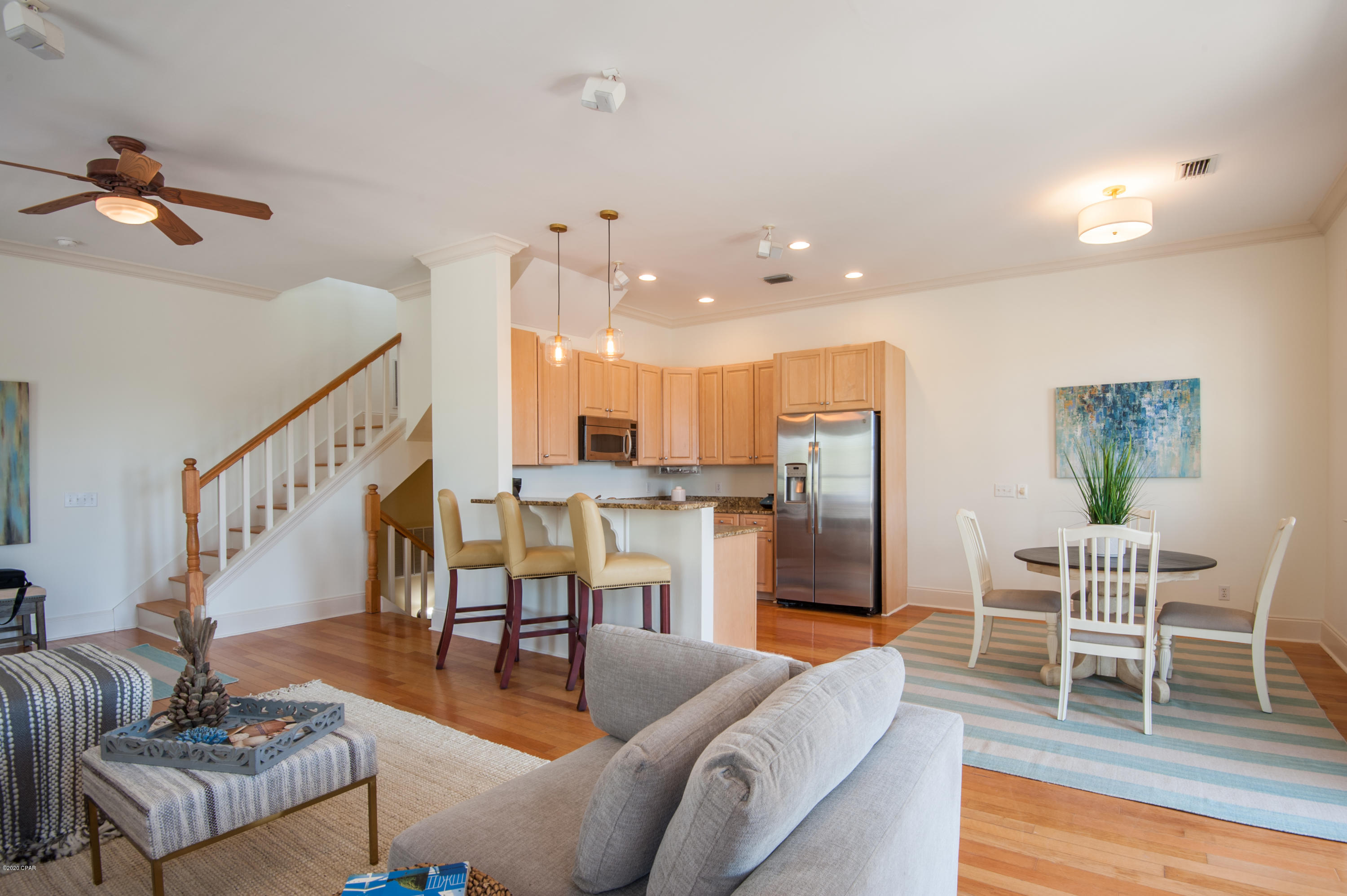 La Valencia Beach Resort - Residential