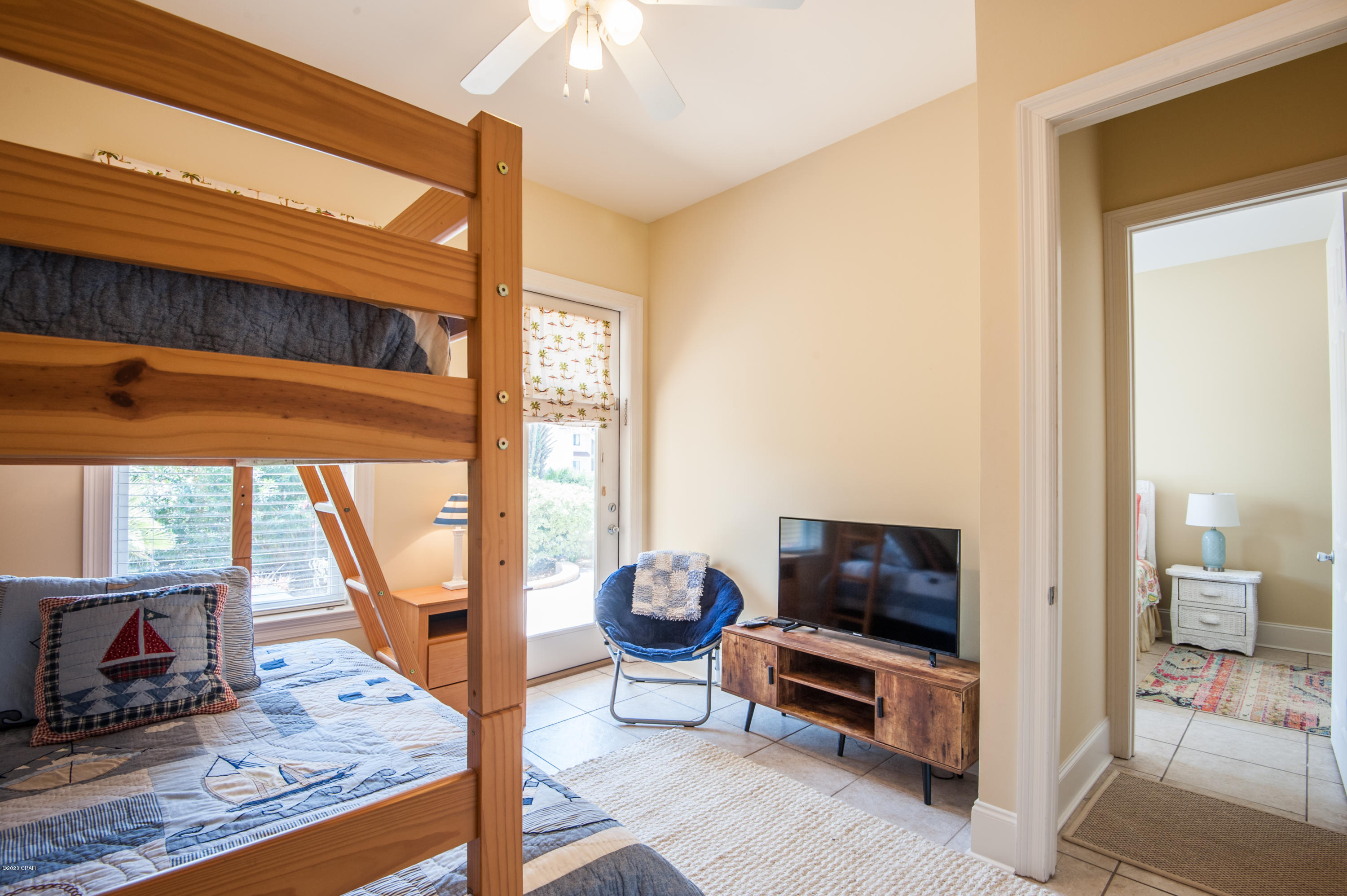 La Valencia Beach Resort - Residential