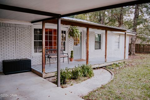 A home in Bonifay