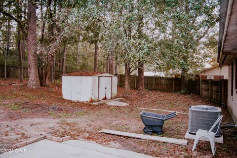 A home in Bonifay