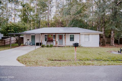 A home in Bonifay