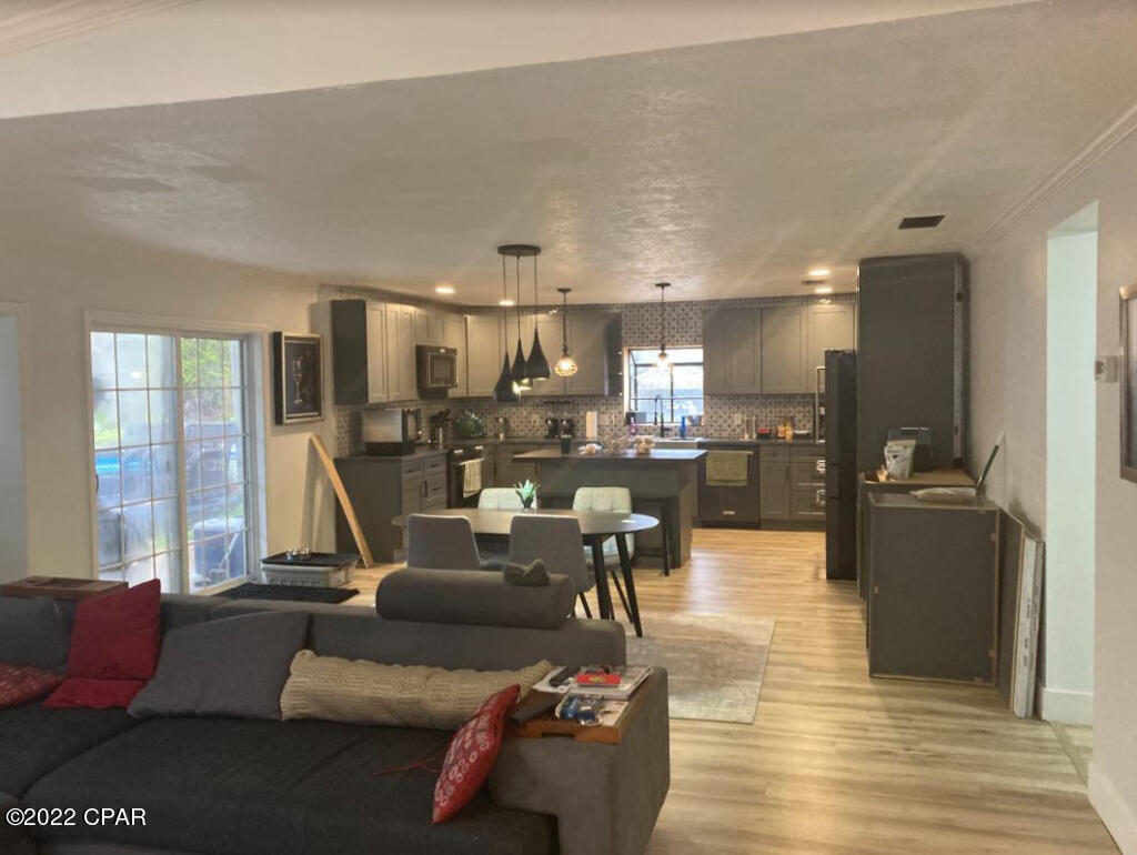 Sudduths 10Th Add - Residential