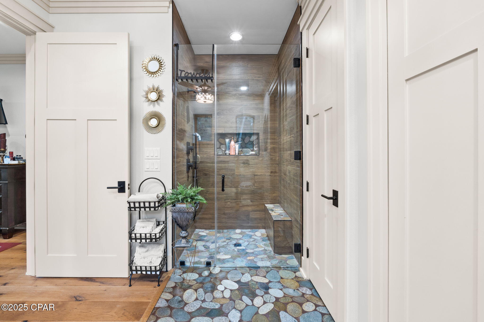 Paradise Oaks - Residential