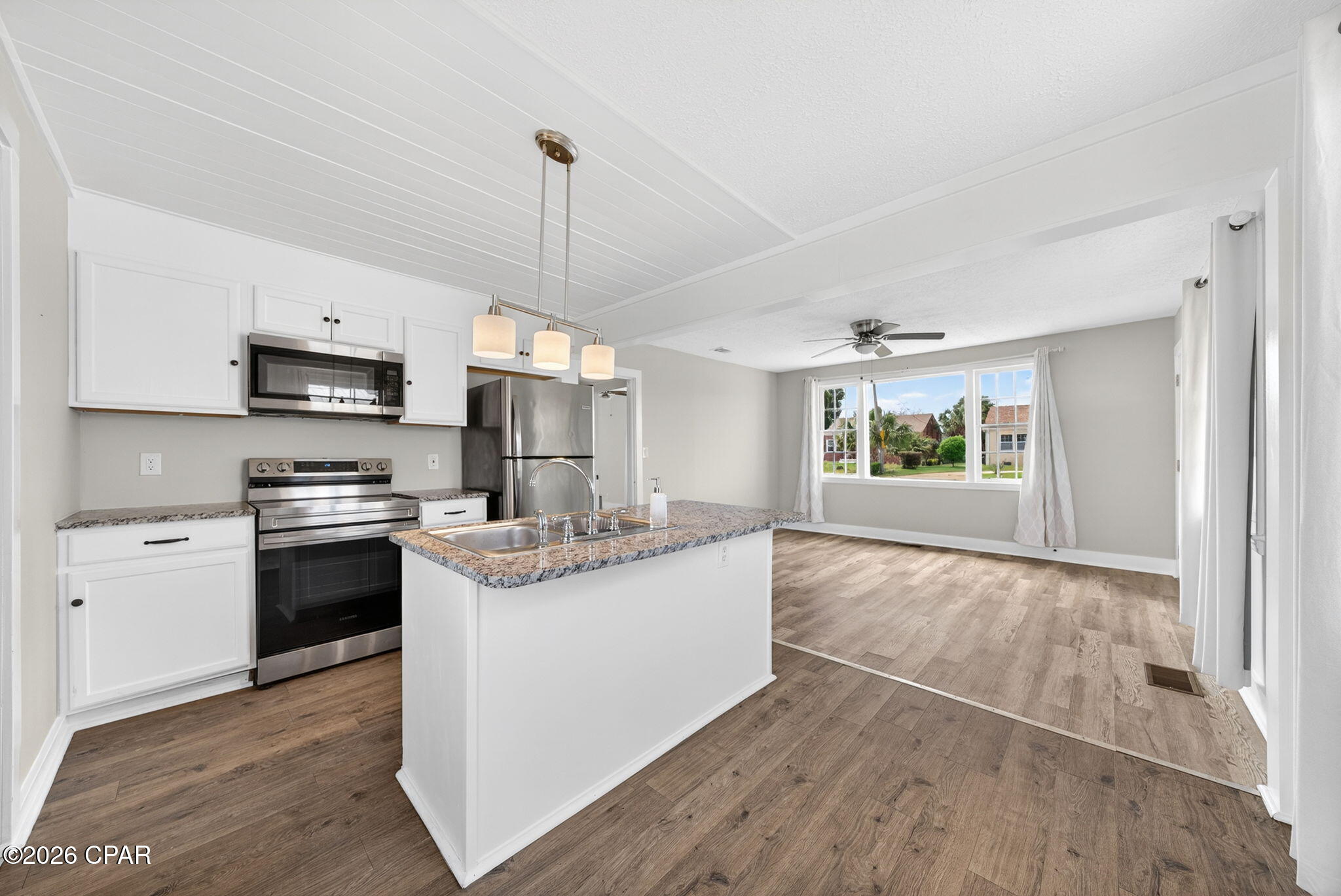 [No Recorded Subdiv] - Residential Lease