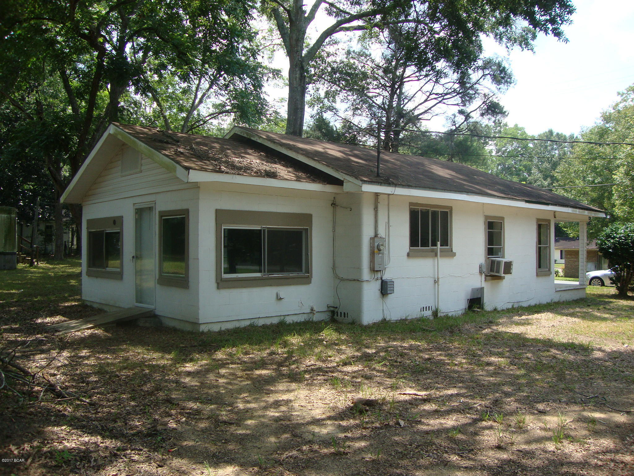 Bonifay - Residential