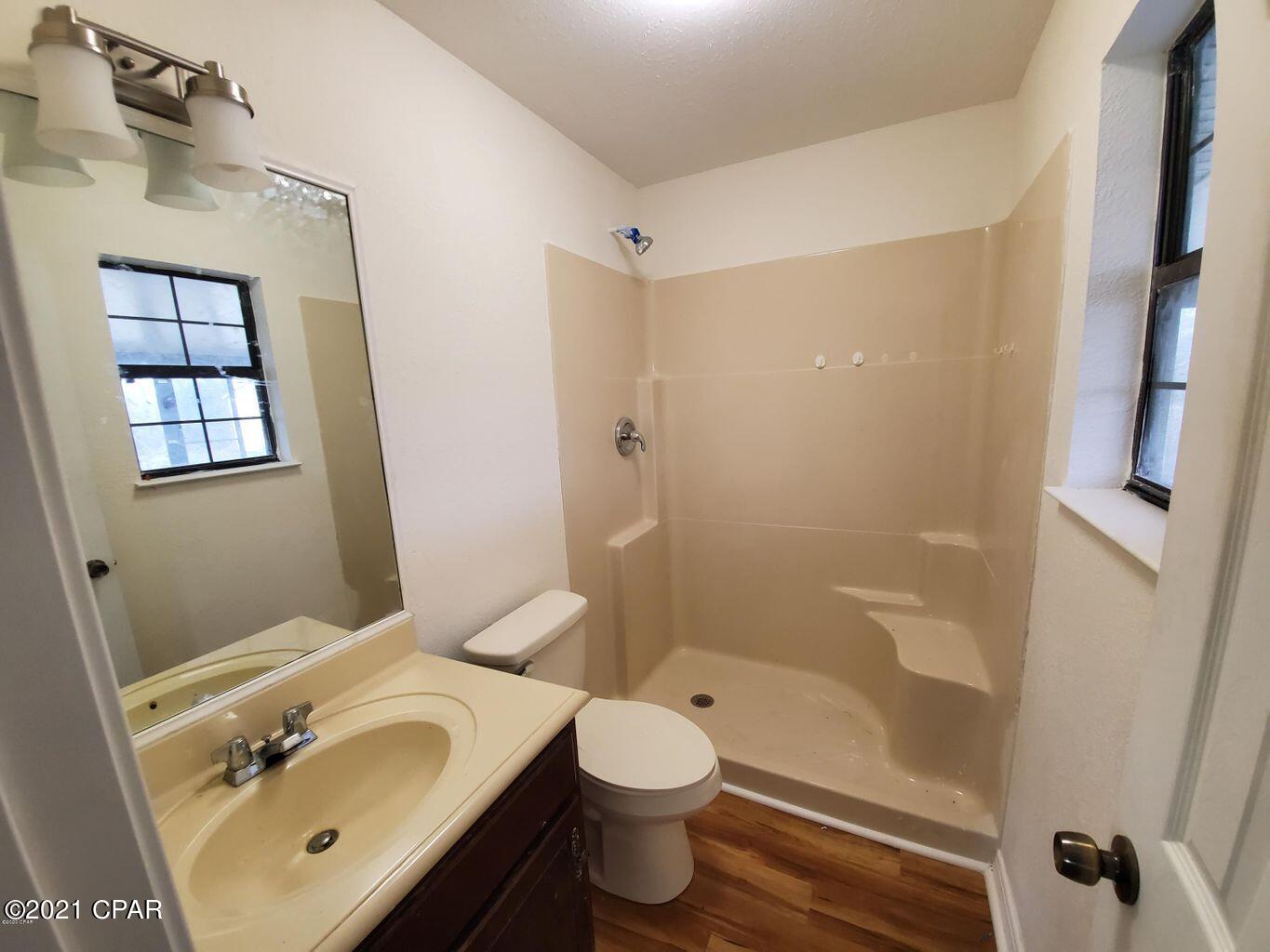 Lakewood Manor U-1 Rep - Residential