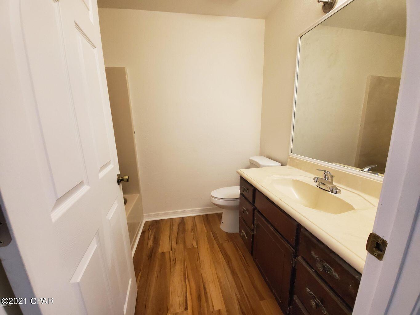 Lakewood Manor U-1 Rep - Residential