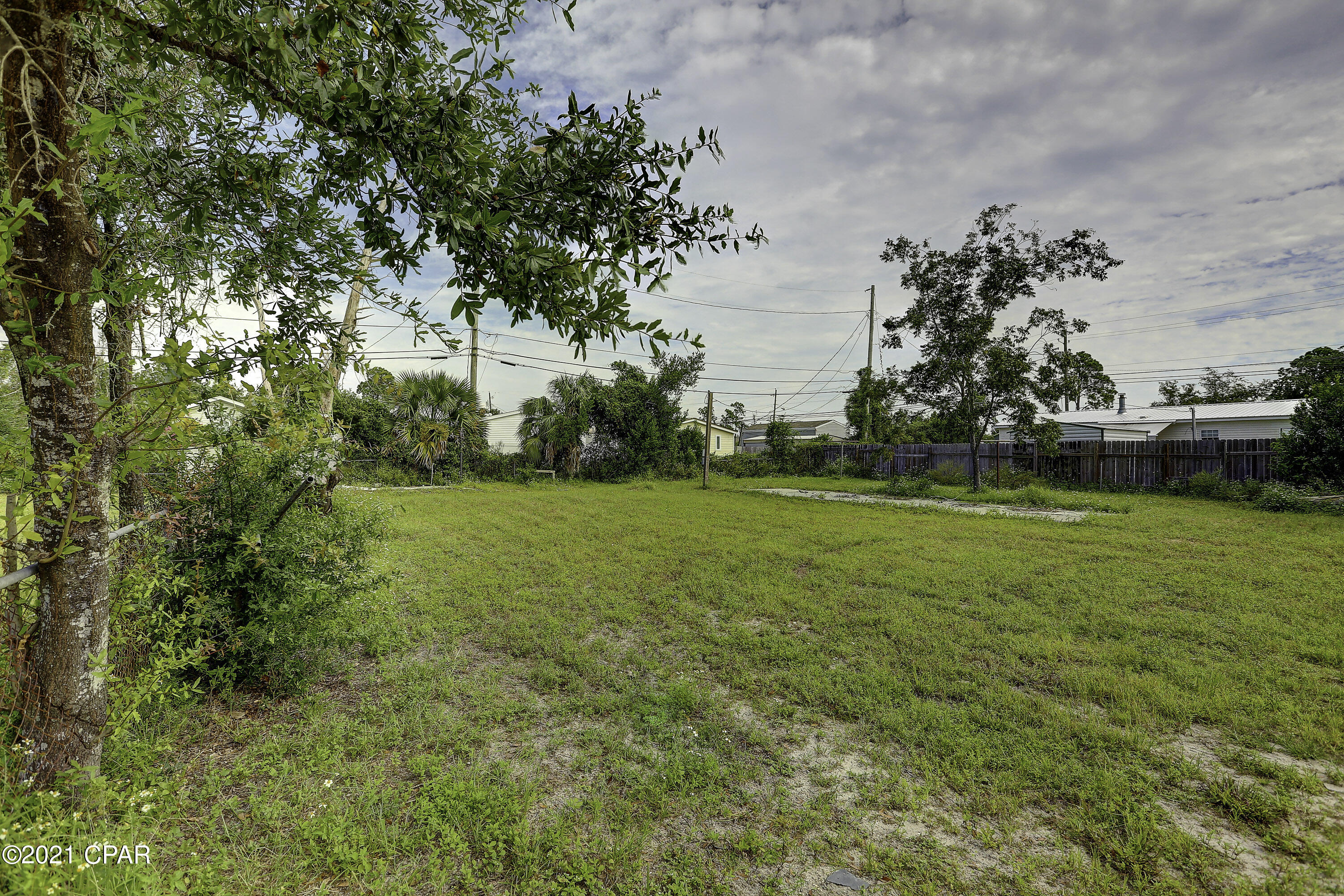 [No Recorded Subdiv] - Land